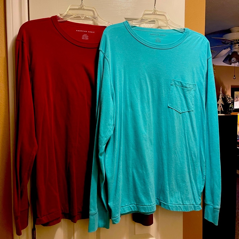 American Eagle Men’s Long Sleeve Pocket Tee